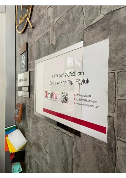 A4 Yatay Kolay Değiştirilebilir Kapı ve Duvar Tipi Föylük Pano
