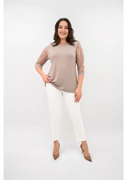 Kadın Büyük Beden Tül Detaylı Aksesuar Yaka Bluz 1864-25 fiyatları