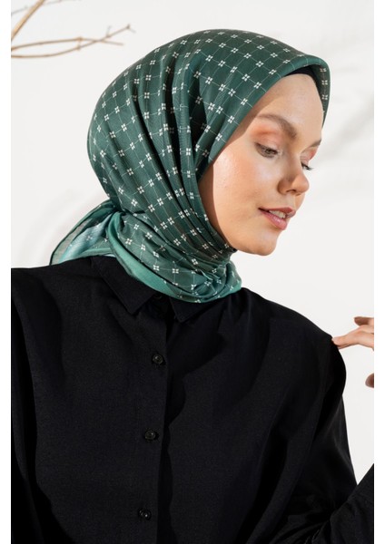 Kadın Küçük Kareli Soft Eşarp