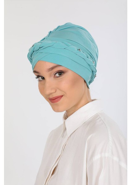 Örgü Taç Bone - Şık ve Rahat Moda Aksesuarı