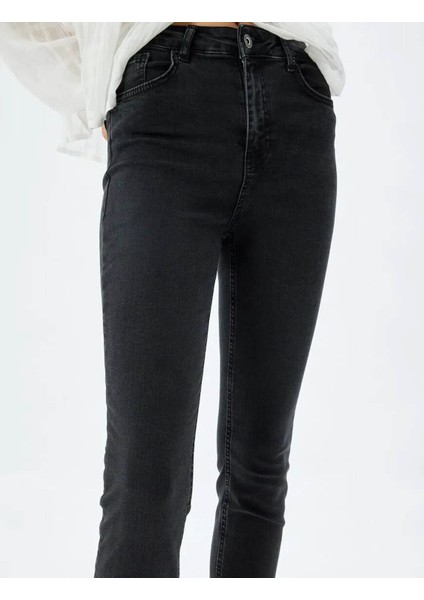 Kadın Jean Pantolon Siyah 5WAL40205MD fırsatları