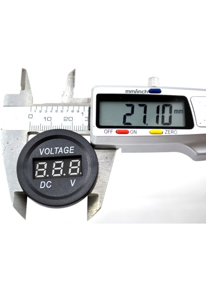 12V 24V Dc Voltmetre Yuvarlak Düz Kırmızı Rakam