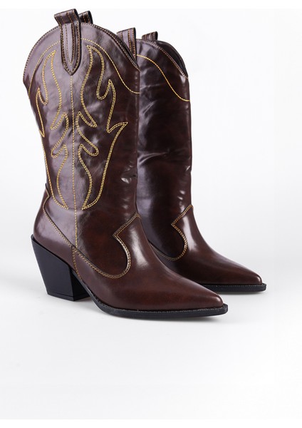 Sivri Burunlu Nakışlı Kadın Kovboy Çizme