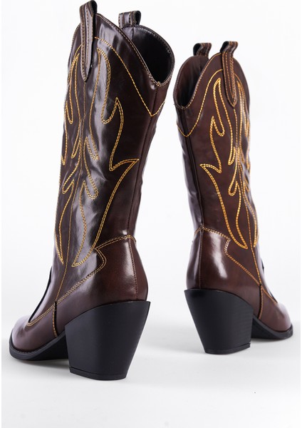 Sivri Burunlu Nakışlı Kadın Kovboy Çizme modelleri