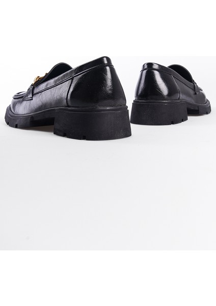 Capone Outfitters Trak Tabanlı Metal Tokalı Kadın Loafer