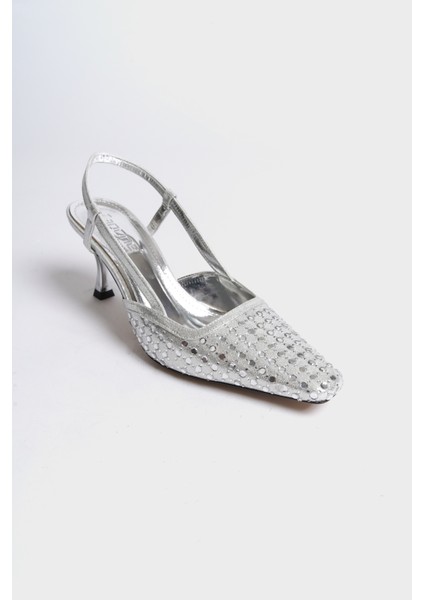 Arkası Açık Küt Burunlu Taşlı Orta Topuklu Kadın Ayakkabı