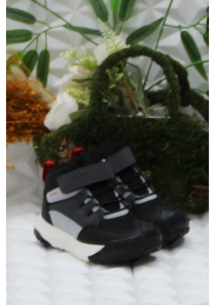 946.F24K.421 Annie Siyah Rahat Erkek Çocuk Bot