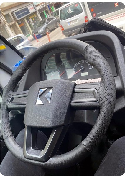 Dikişli Direksiyon Kılıfı Damarlı Noktalı Deri Siyah Dikişli Karsan Jest Son Kasa Için