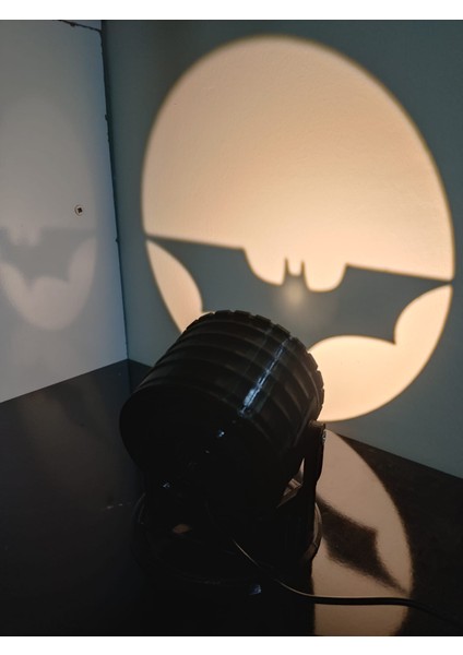 Batman Logo LED Projektör Masa Lambası Hediye