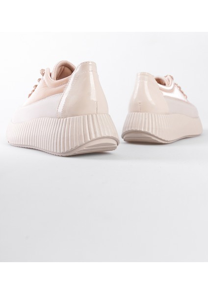 Bağcığı Taş Detaylı Kadın Sneaker modelleri