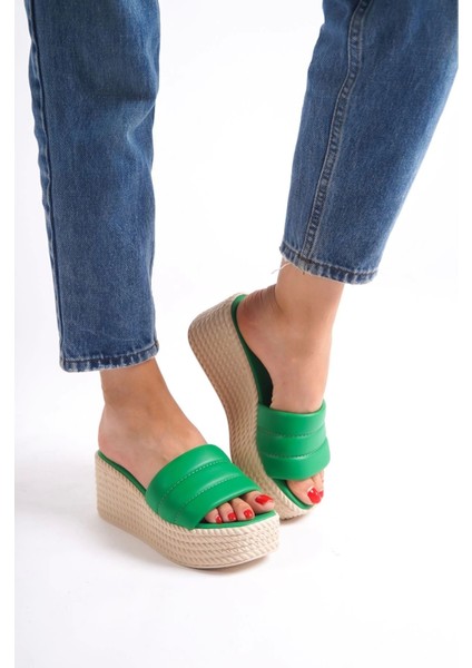 Mendal Yeşil Cilt Dolgu Topuk Terlik fiyatları