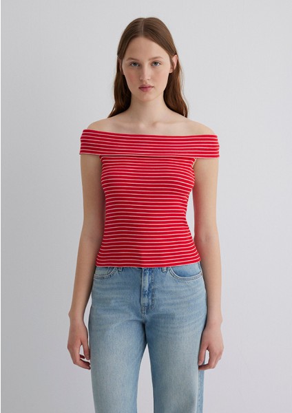 Düşük Omuzlu Kırmızı Çizgili Top 1612866-88688 modelleri