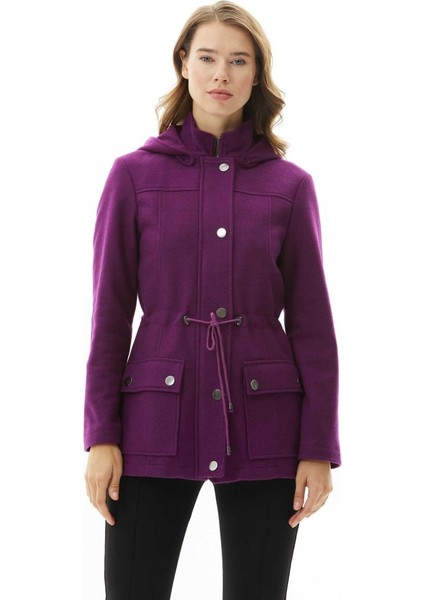 Beli Büzgülü Kapüşonlu Çıtçıtlı Kaban