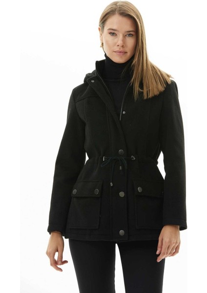 Beli Büzgülü Kapüşonlu Çıtçıtlı Kaban indirimleri