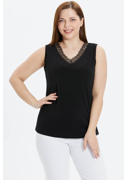 Büyük Beden Ön ve Arkası V Dantelli Kolsuz Bluz modelleri