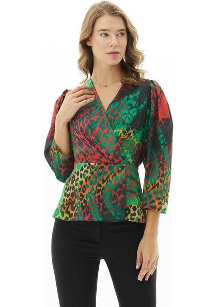 Kruvaze Yaka Kolu Plili Renkli Leopar Bluz