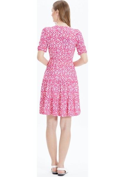 Kruvaze Eteği Volanlı Puantiye Desen Elbise fırsatları