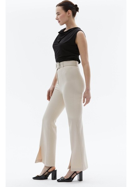 Paçası Yırtmaçlı Deri Kemerli Pantolon modelleri