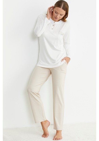 Patlı Düğmeli Desen Kombinli Pijama Takım - Bej fırsatları