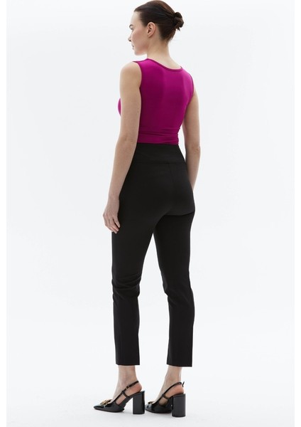 Kalın Kemerli Dar Paça Pantolon indirimleri