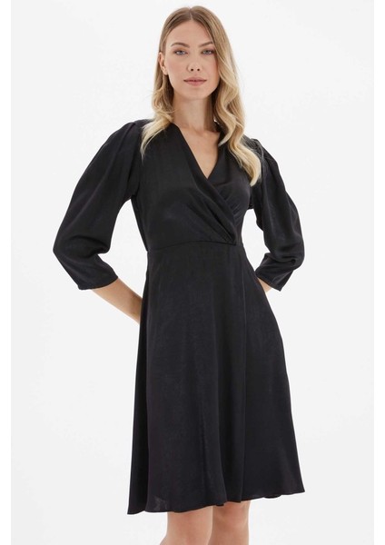 Kruvaze Omuzları Pileli Anvelop Elbise modelleri