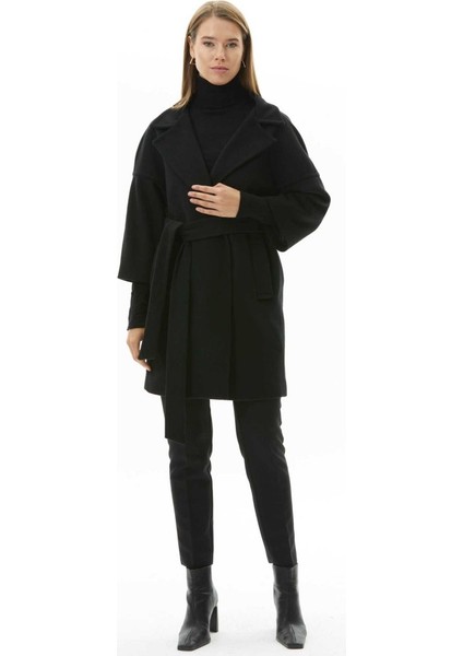 Truvakar Kol Küçük Erkek Yaka Bağlamalı Kaban modelleri