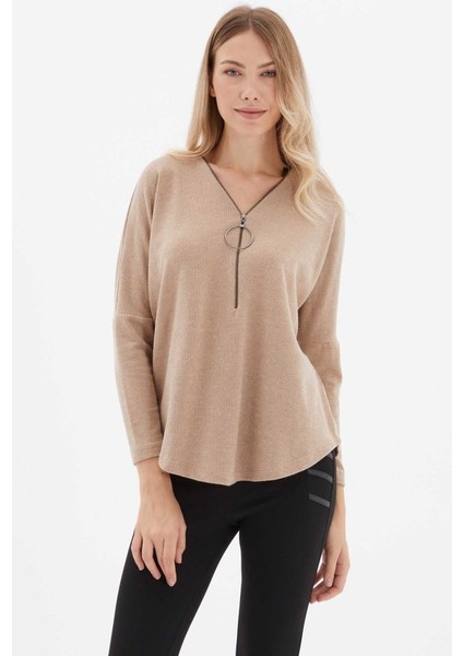 Önü Fermuarlı Büyük Elcikli Triko Bluz fiyatları