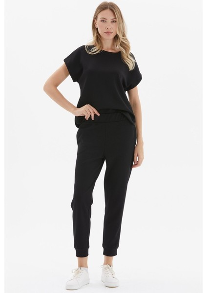 Paçası Lastikli Jogger Pantolon indirimleri