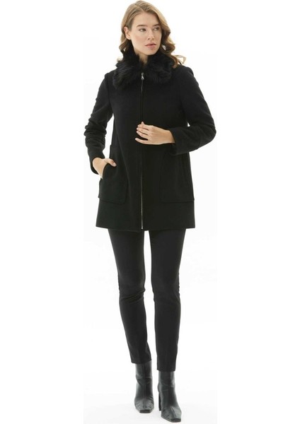 Yuvarlak Cepli Yakası Kürklü Kaban fiyatları