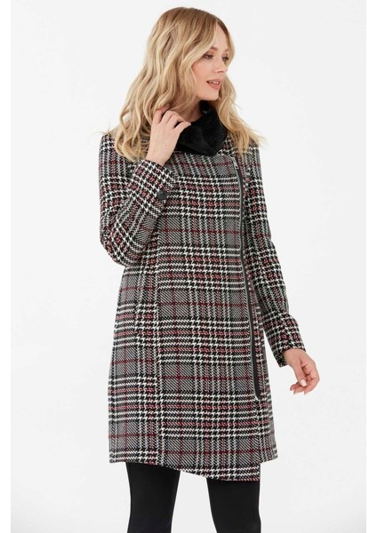 Kruvaze Yandan Fermuarlı Kürklü Ekose Kaban indirimleri