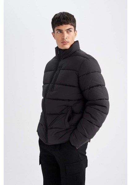 Su İtici Rüzgar Geçirmez Şişme Mont Slim Fit Dar Kesim Dik Yaka Fermuarlı Cepli D1415AX24WN modelleri