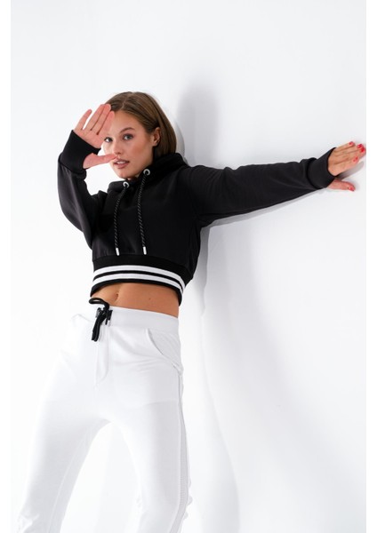 724500_Kadın Kapüşonlu Crop Sweatshirt