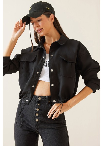Siyah Çift Cepli Çıtçıtlı Crop Ceket 5KXK4-48965-02