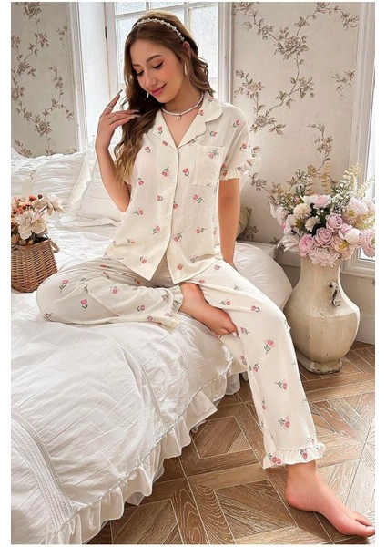 Çiçek Baskılı Fırfırlı Uzun Pijama Takımı fırsatları