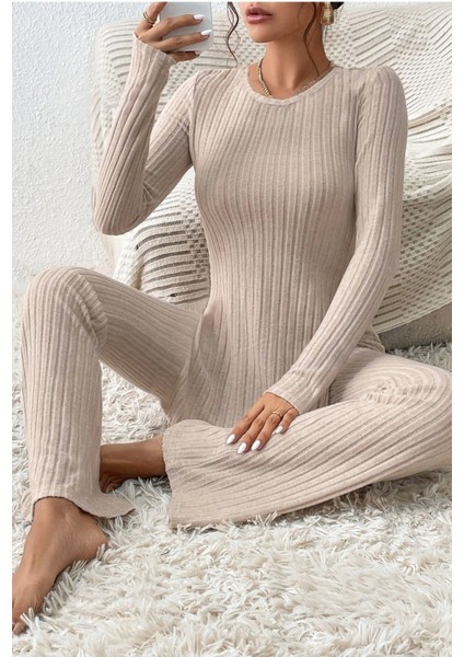 Pamuklu Fitilli Yırtmaç Detaylı Uzun Pijama Takımı