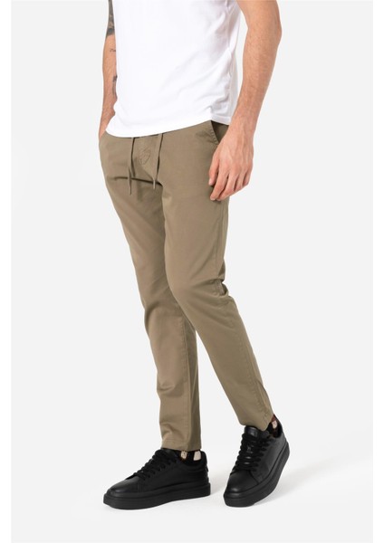 Erkek Normal Kesim Beli Lastikli ve Ipli Yan Cepli Gabardin Dokuma Pantolon Grottı Vizon B03.242.499 modelleri