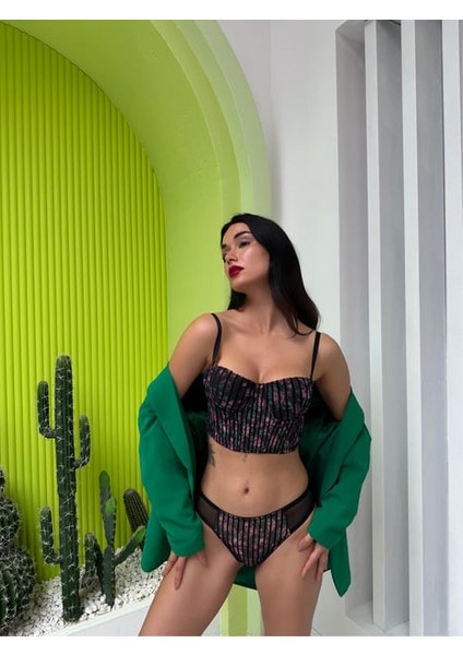 Çiçek Desenli Bralet Takım