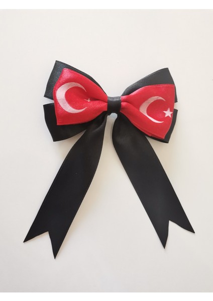 29 Ekim 23 Nisan 10 Kasım Ay Yıldız Türk Bayrağı Desenli Toka