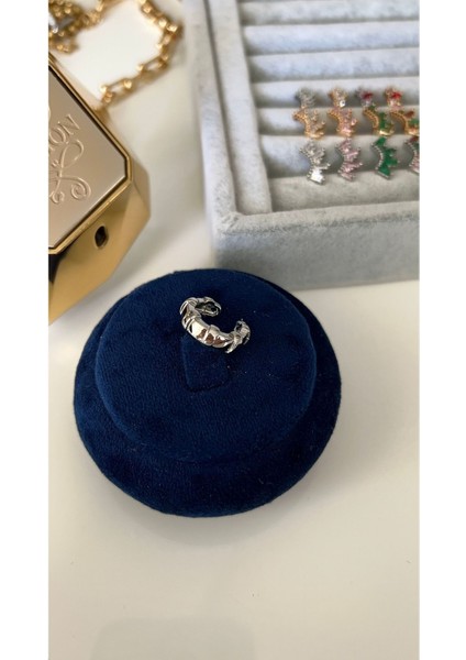 Vip Seri Gümüş Boğumlu Halka Kıkırdak Küpe (Earcuff)