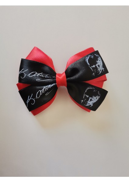 10 Adet 29 Ekim 23 Nisan 10 Kasım Atatürk ve Imza Desenli Toka