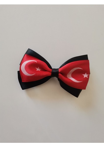 10 Adet 29 Ekim 23 Nisan 10 Kasım Ay Yıldız Türk Bayrağı Desenli Toka