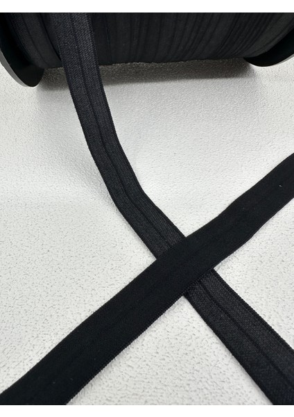 1.5 cm Parlak Katlanır Lastik-5 Metre-Siyah