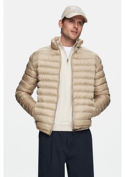 Northwın Koyu Bej Fermuarlı ve Cepli Polyester Standard Fit Erkek Mont modelleri