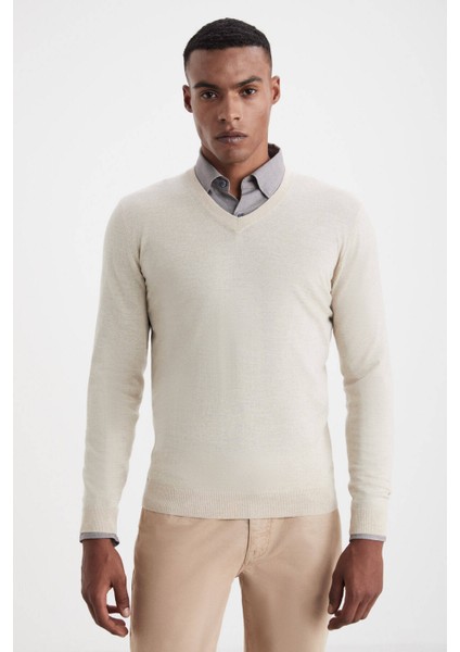 V Yaka Açık Bej Merino Yün Triko