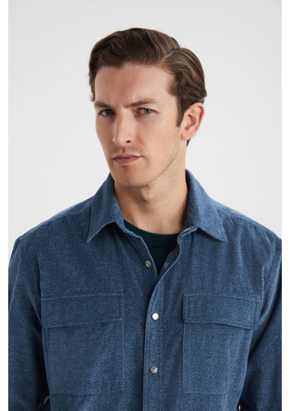 Saf Pamuk Kent Yaka Açık Mavi Gömlek