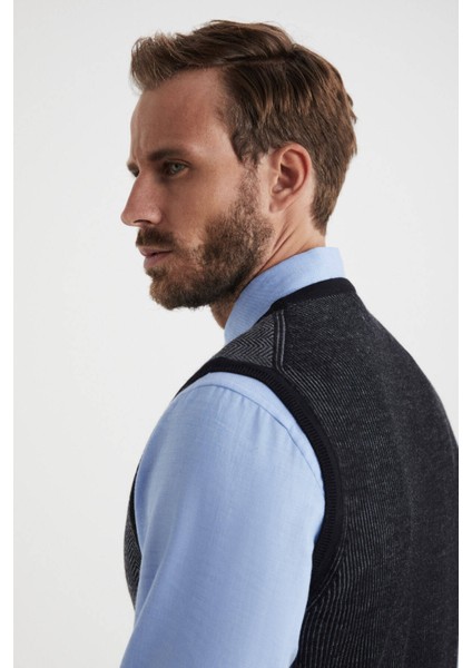 Herringbone Desen Siyah Extrafine Merino Triko Yelek indirimleri