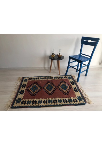 Küçük Boy Geometrik Desenli Dekoratif El Dokuma Kilim 84x113 cm