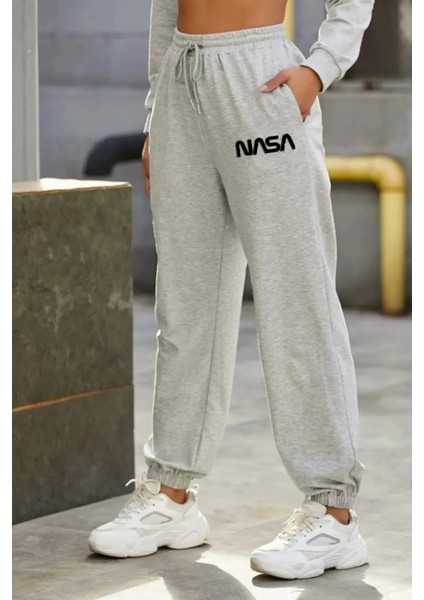 Kadın Yüksek Belli Jogger Eşofman Altı Nasa Baskılı