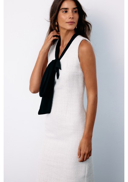 Fularlı Kolsuz Tüvit Elbise - Taş indirimleri