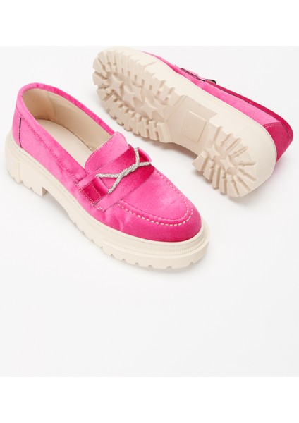 Kadife Önü Taşlı Kadın Loafer Ayakkabı fırsatları